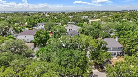 1707 S Hesperides Street Tampa FL 33629