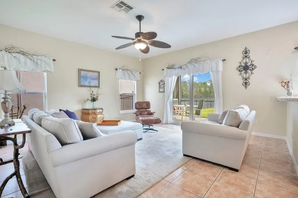 9789 Portofino Drive Orlando FL 32832