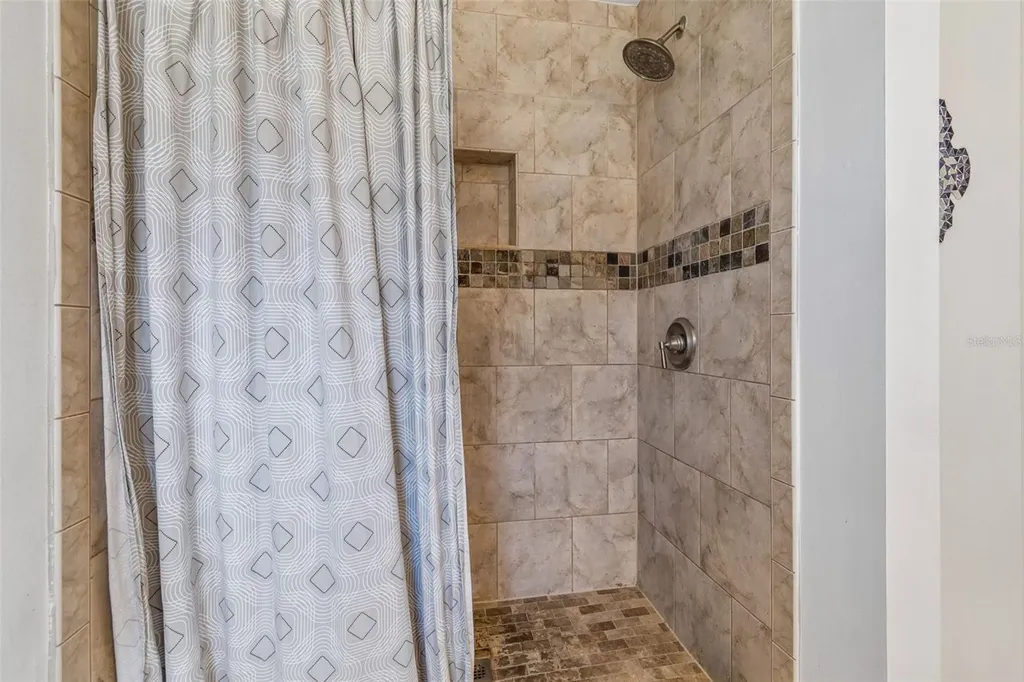 3708 Sand Pebble Drive Valrico FL 33596