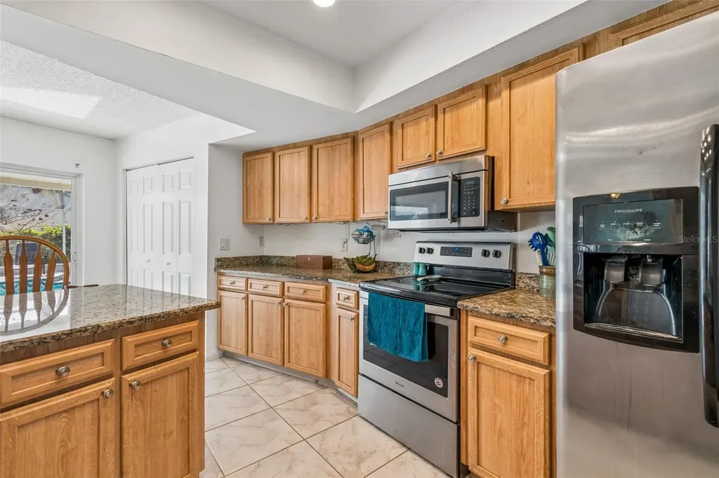 3708 Sand Pebble Drive Valrico FL 33596