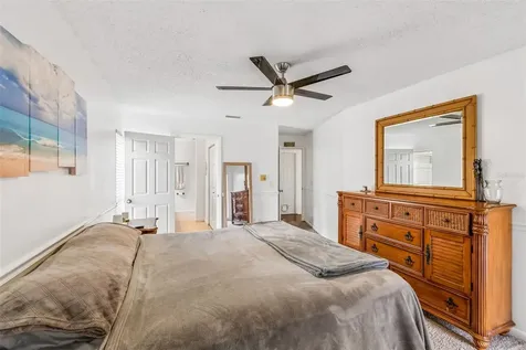 3708 Sand Pebble Drive Valrico FL 33596