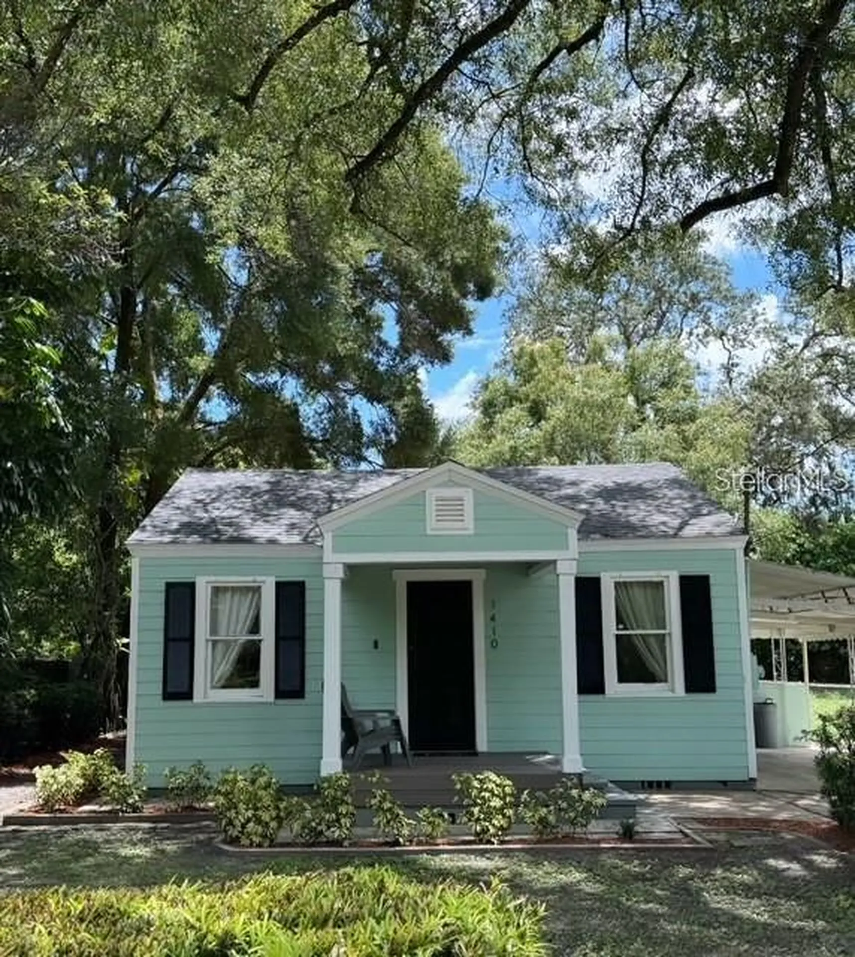 1410 W Humphrey Street Tampa FL 33604