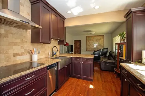 5335 8th Avenue N St Petersburg FL 33710