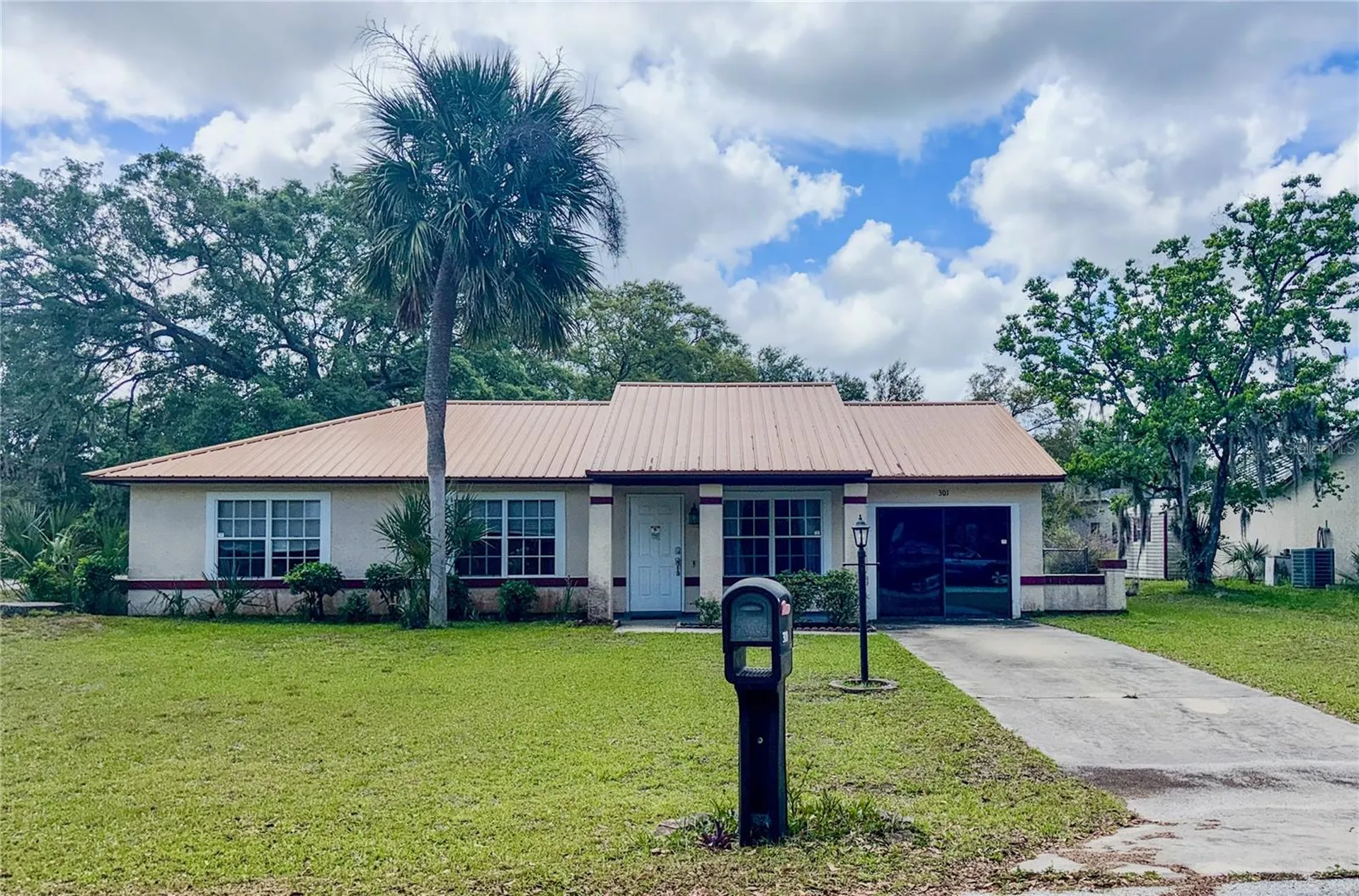 301 Oak Track Drive Ocala FL 34472