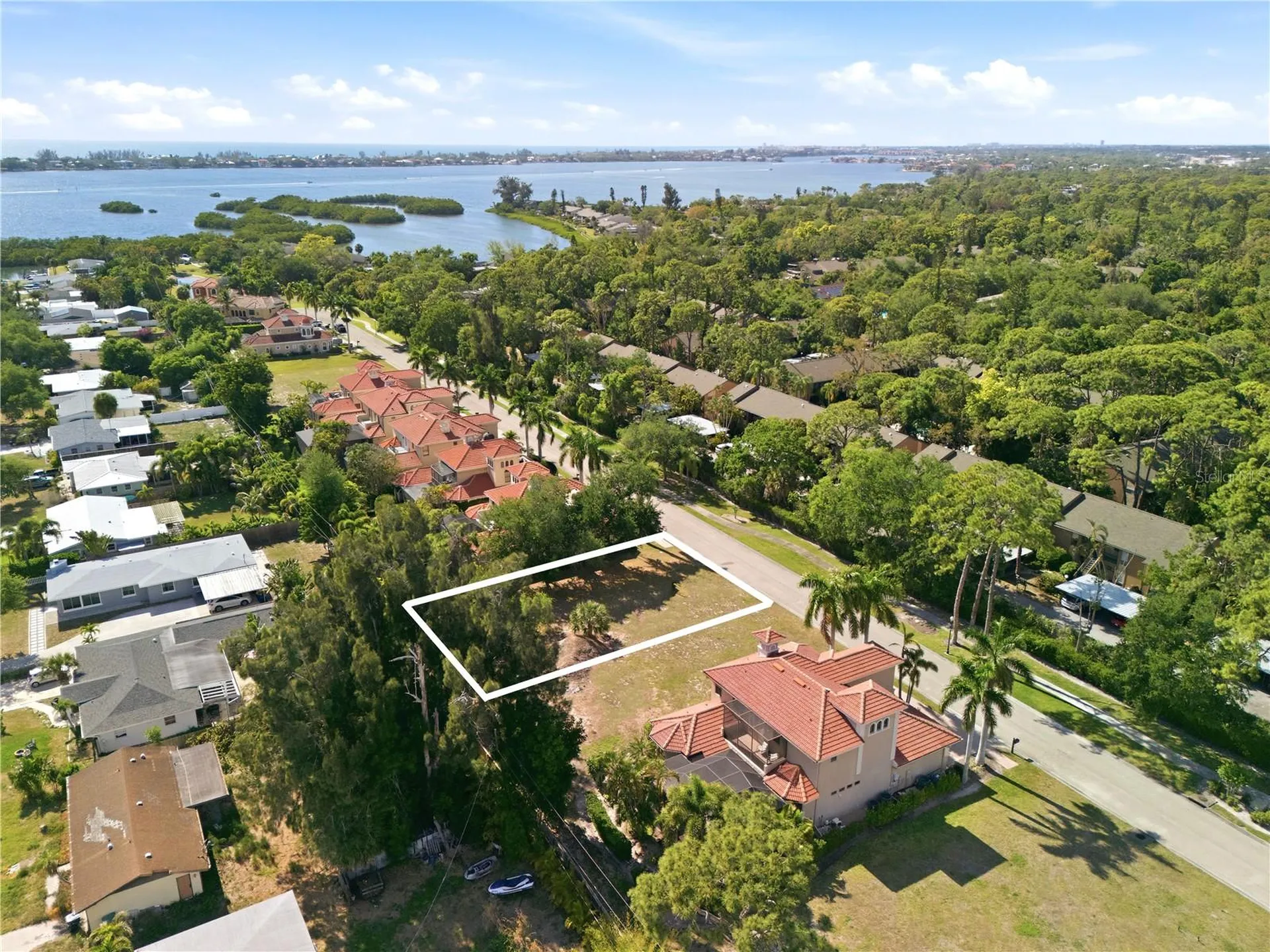 1740 Assisi Drive Sarasota FL 34231