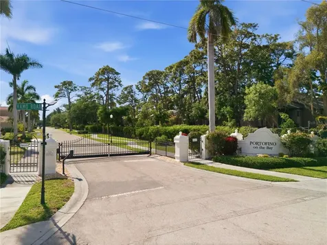 1740 Assisi Drive Sarasota FL 34231