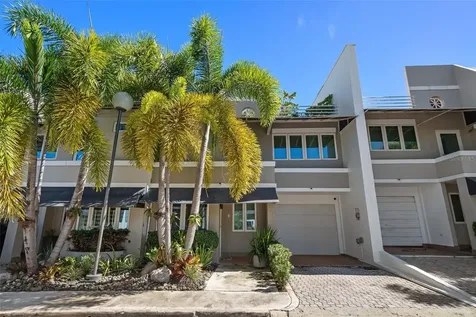 1854 Mcleary San Juan PR 00911