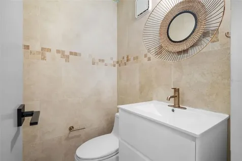 1854 Mcleary San Juan PR 00911