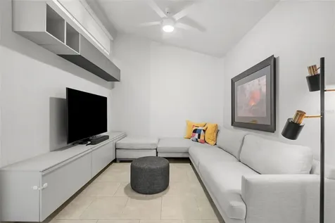 1854 Mcleary San Juan PR 00911