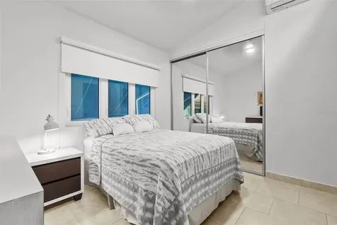 1854 Mcleary San Juan PR 00911