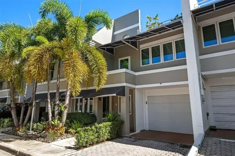 1854 Mcleary San Juan PR 00911