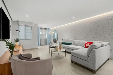 1854 Mcleary San Juan PR 00911