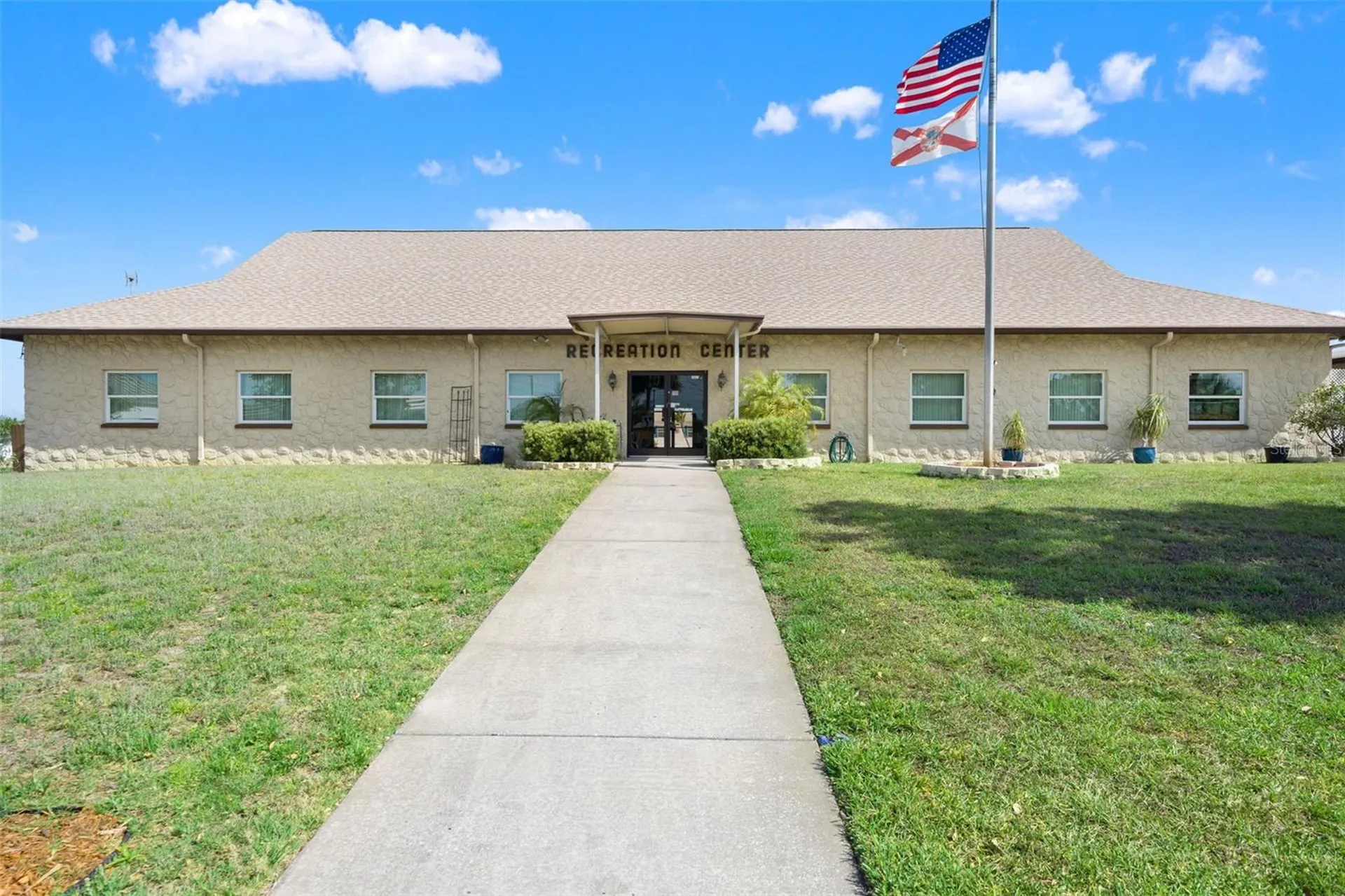 12019 Cartwright Drive Hudson FL 34667