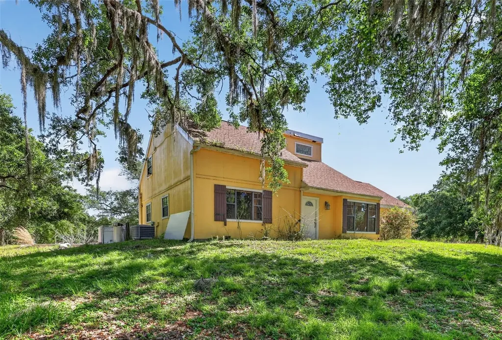 5330 Myakka Valley Trail Sarasota FL 34241