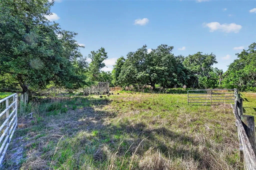 5330 Myakka Valley Trail Sarasota FL 34241