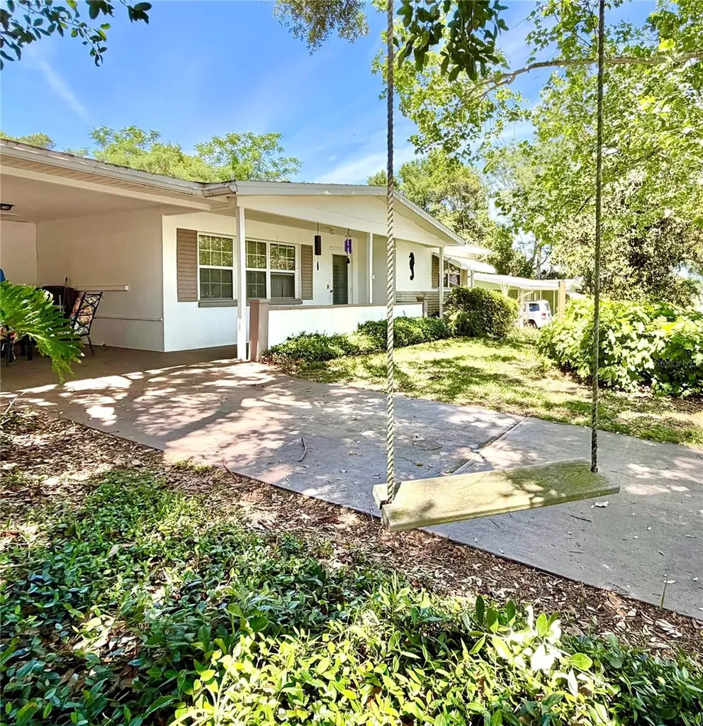 10 N Davis Street Beverly Hills FL 34465