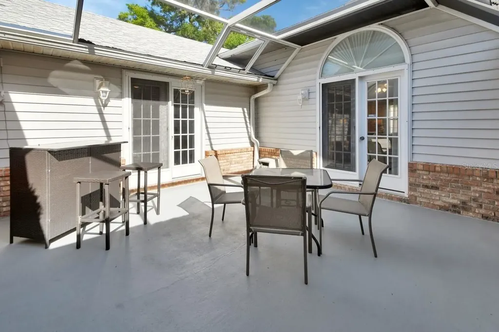 2520 S Glen Eagles Drive Deland FL 32724