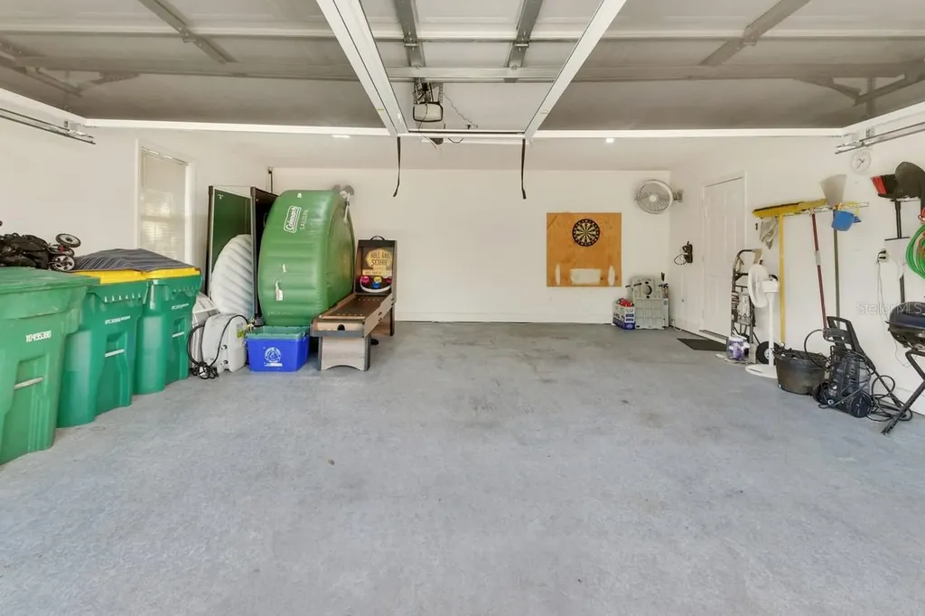 2520 S Glen Eagles Drive Deland FL 32724