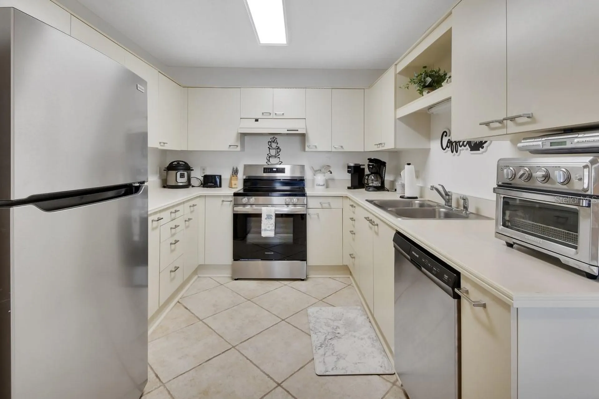 2520 S Glen Eagles Drive Deland FL 32724
