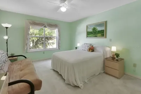 2520 S Glen Eagles Drive Deland FL 32724