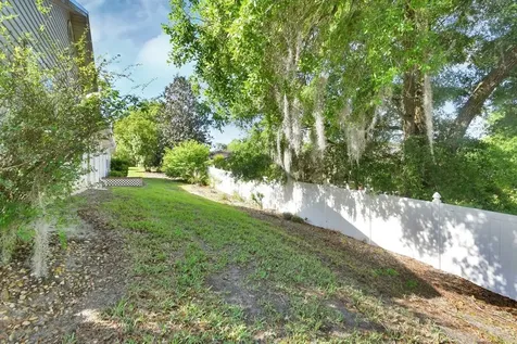 2520 S Glen Eagles Drive Deland FL 32724