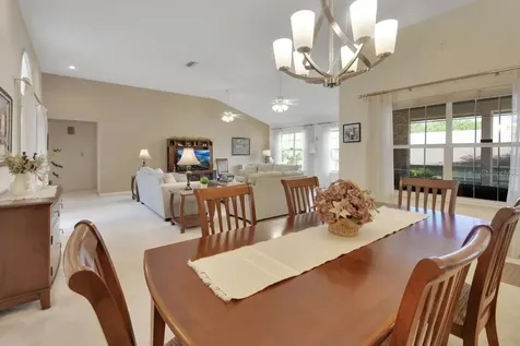 2520 S Glen Eagles Drive Deland FL 32724