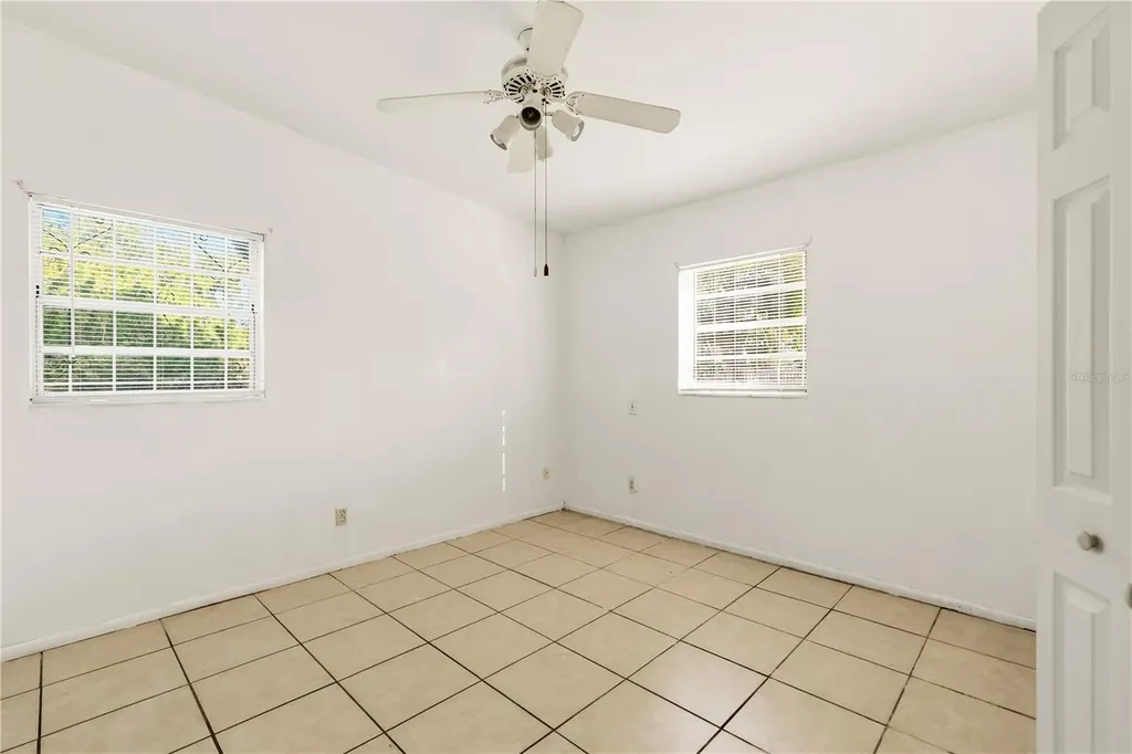 2615 9th Avenue Drive E. Palmetto FL 34221