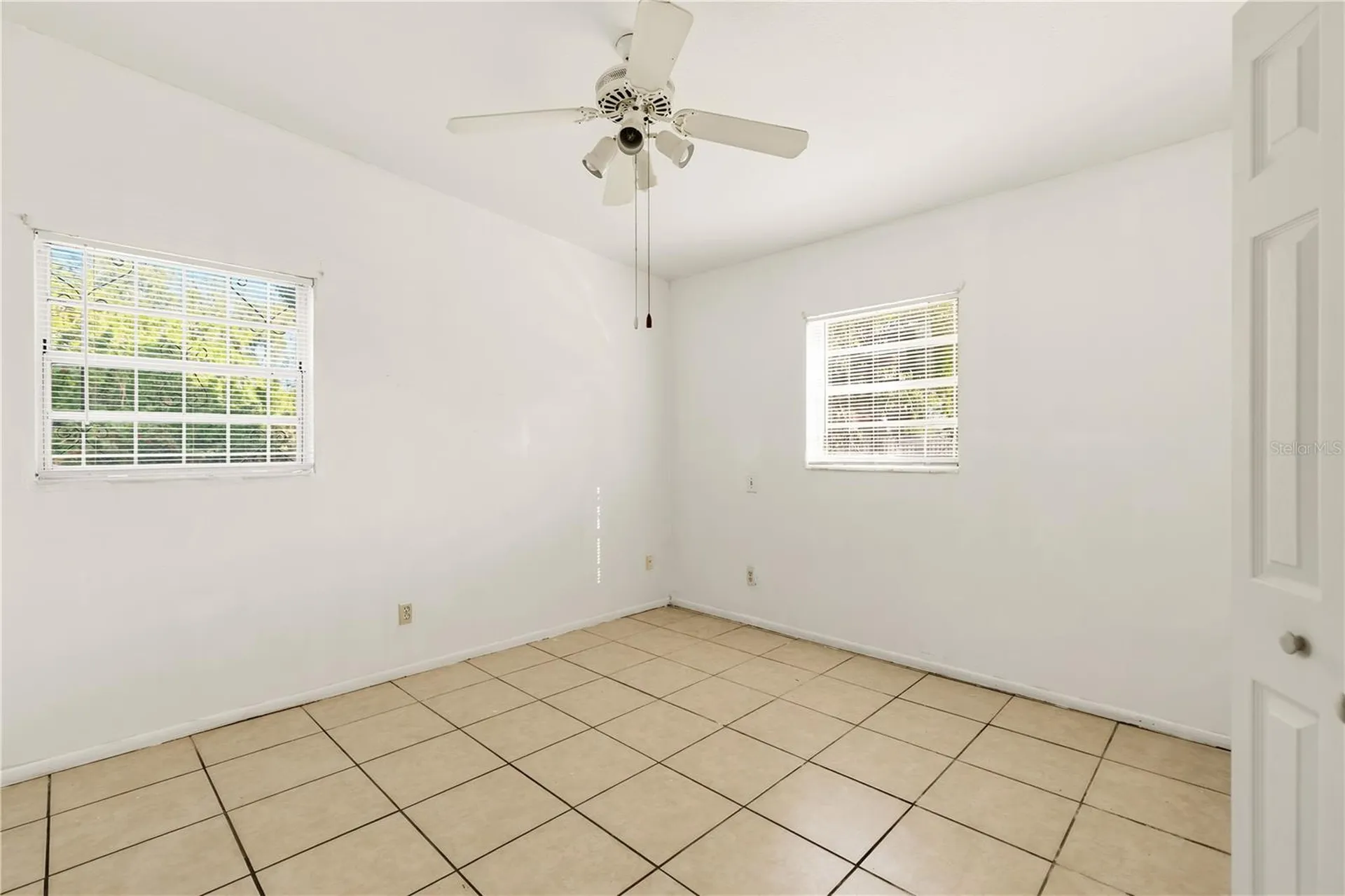 2615 9th Avenue Drive E. Palmetto FL 34221