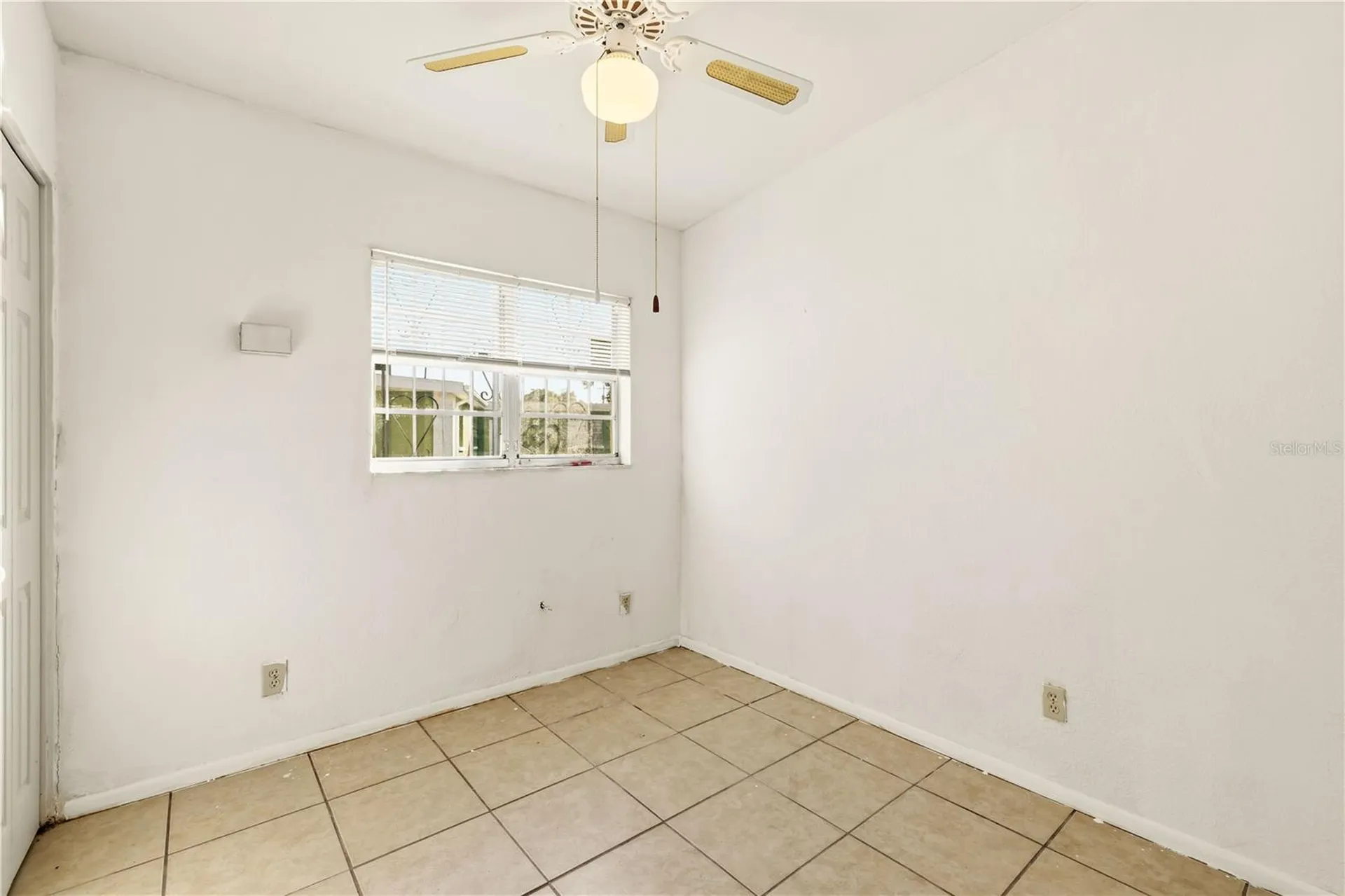 2615 9th Avenue Drive E. Palmetto FL 34221