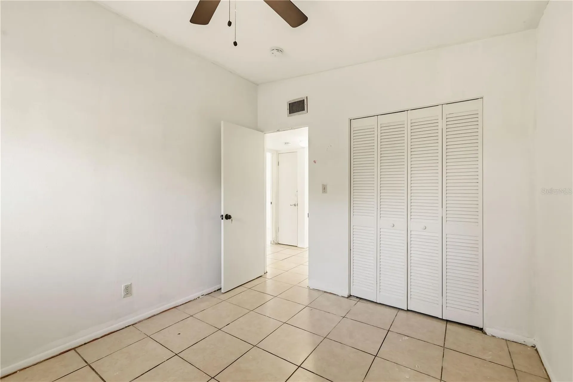 2615 9th Avenue Drive E. Palmetto FL 34221