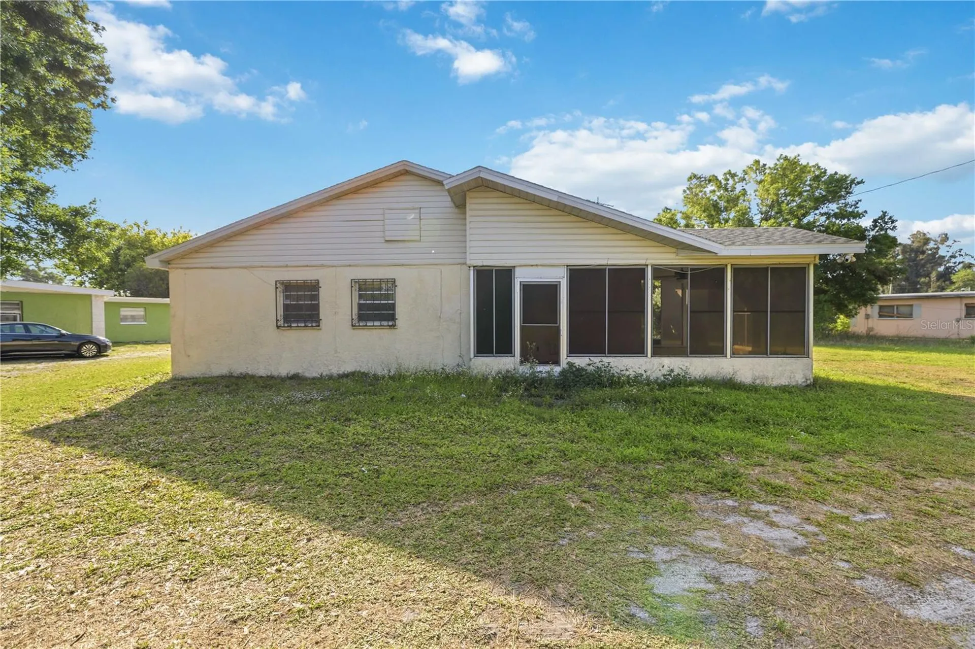 2615 9th Avenue Drive E. Palmetto FL 34221