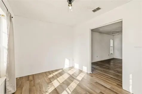 2615 9th Avenue Drive E. Palmetto FL 34221