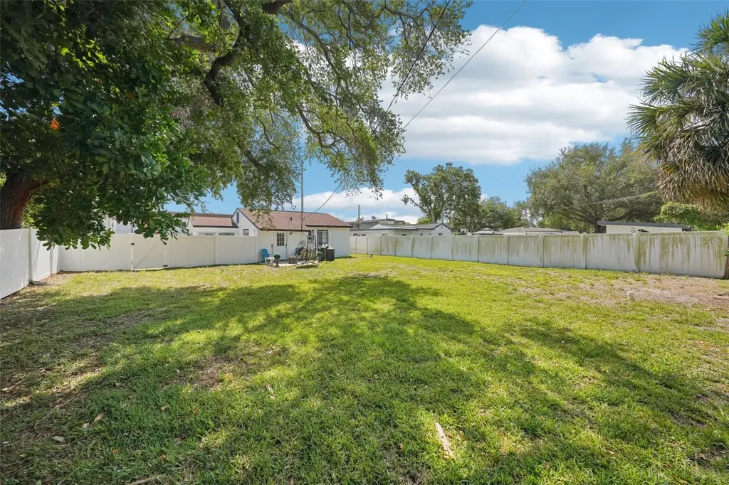 1316 58th Street N St Petersburg FL 33710