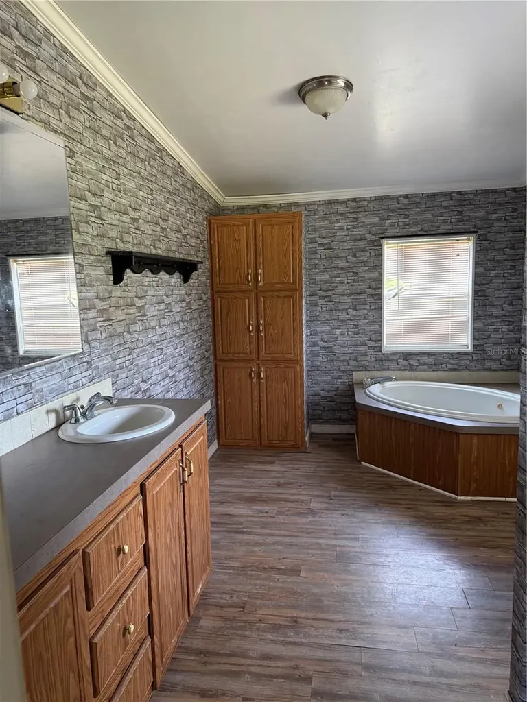 11090 SE 165th Terrace Road Ocklawaha FL 32179