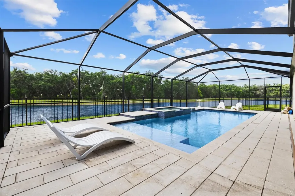 12940 Steed Trace Loop Lithia FL 33547