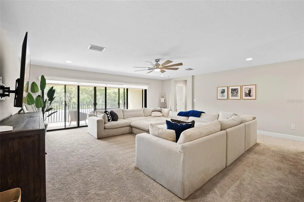 12940 Steed Trace Loop Lithia FL 33547
