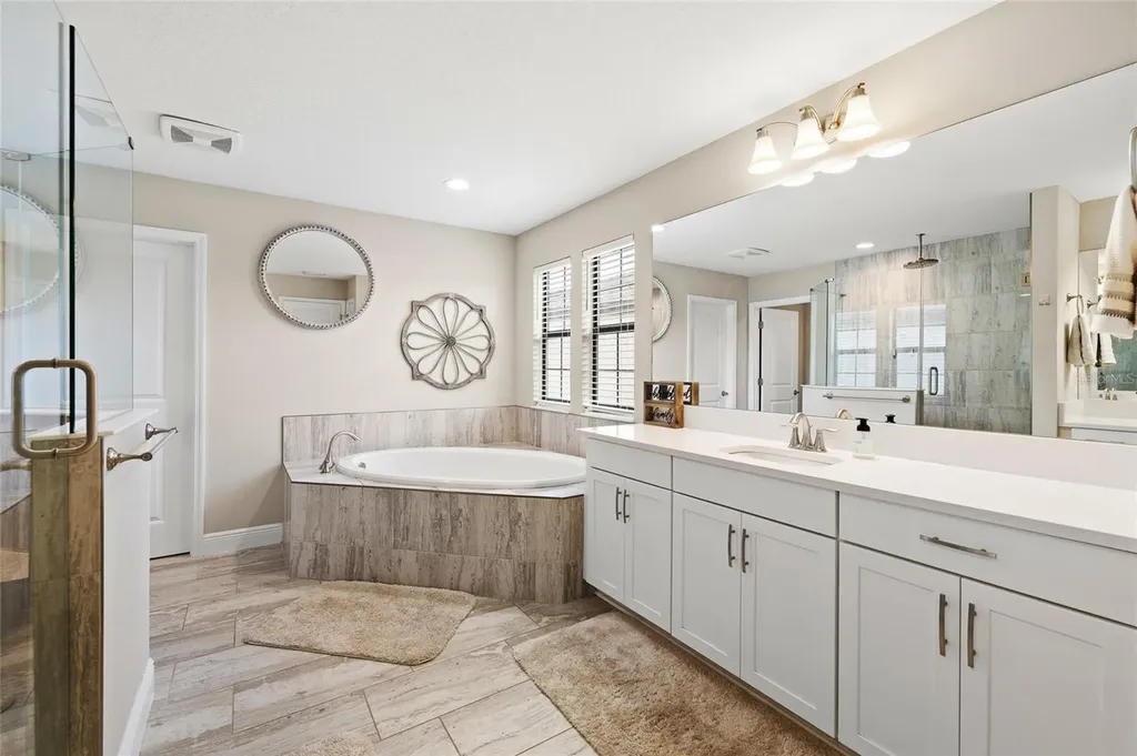 12940 Steed Trace Loop Lithia FL 33547