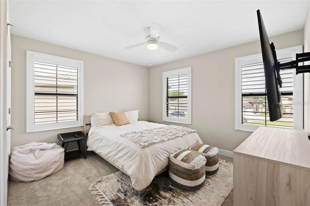 12940 Steed Trace Loop Lithia FL 33547