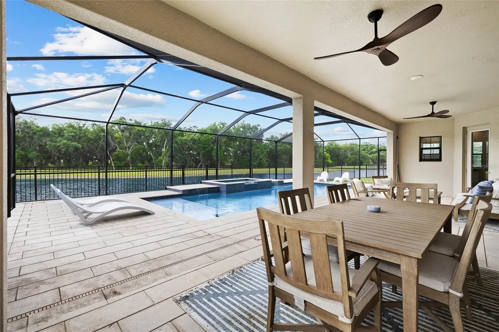 12940 Steed Trace Loop Lithia FL 33547