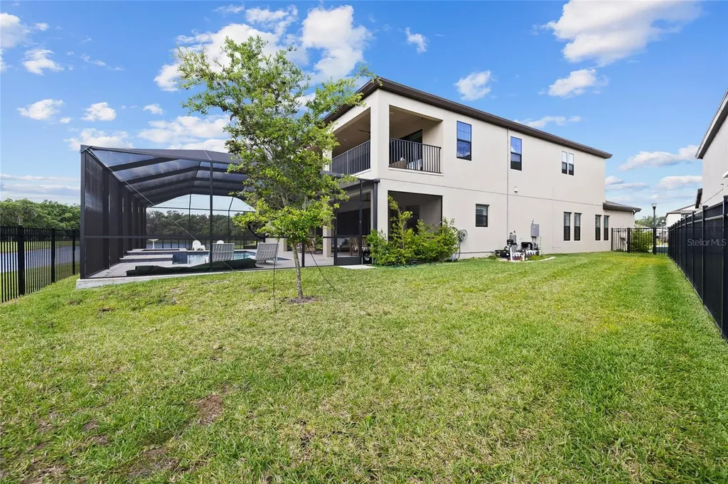 12940 Steed Trace Loop Lithia FL 33547