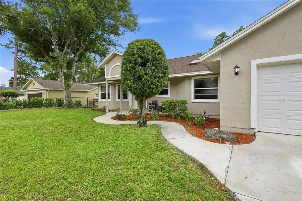 17 Putter Drive Palm Coast FL 32164