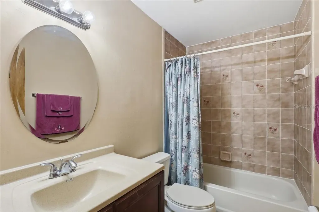 17 Putter Drive Palm Coast FL 32164