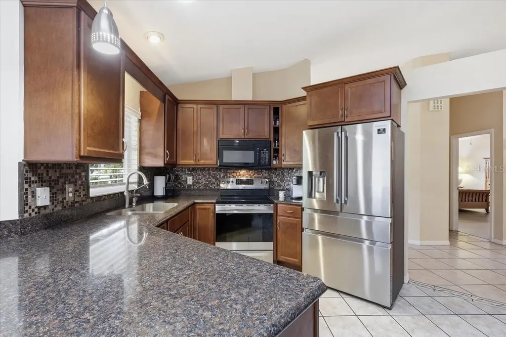 17 Putter Drive Palm Coast FL 32164