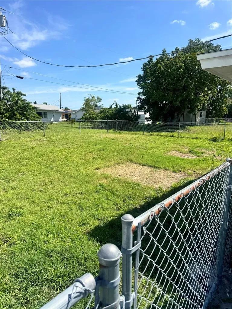166 Dartmouth Drive NW Port Charlotte FL 33952