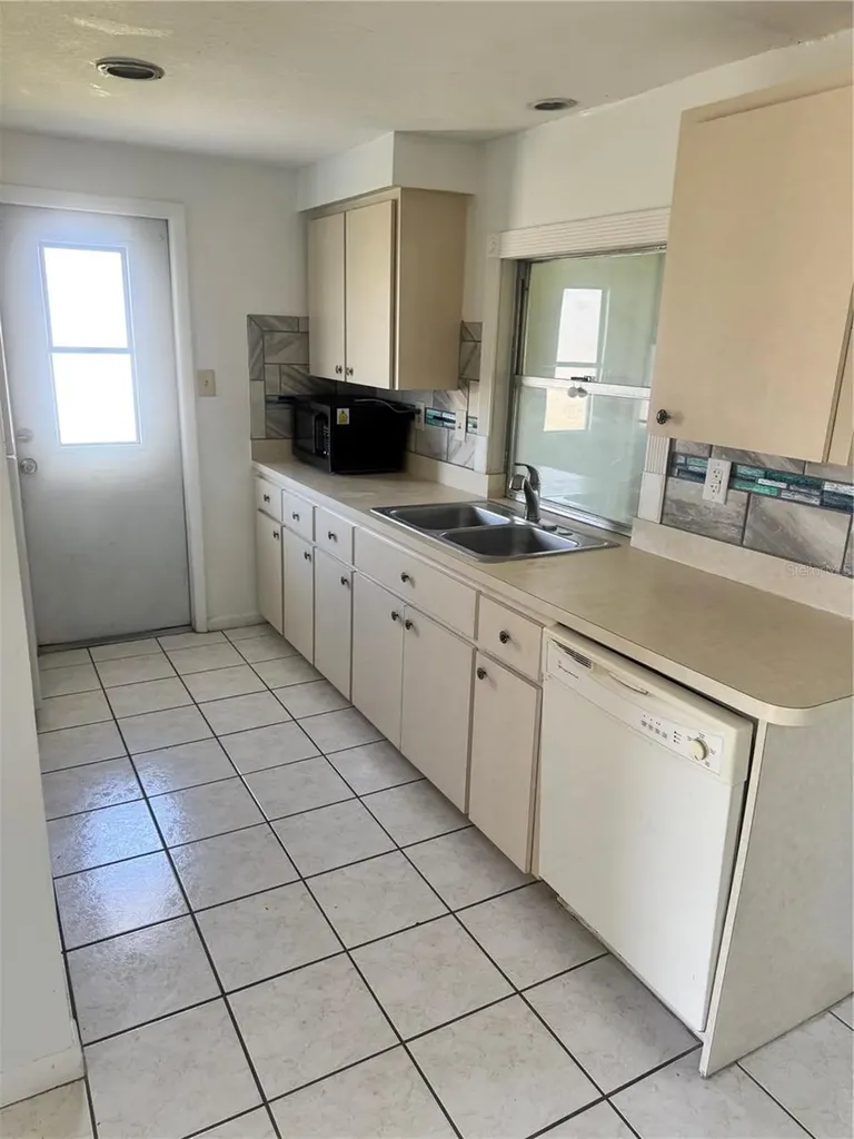 166 Dartmouth Drive NW Port Charlotte FL 33952