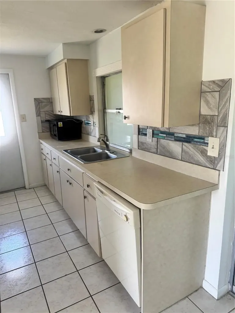 166 Dartmouth Drive NW Port Charlotte FL 33952