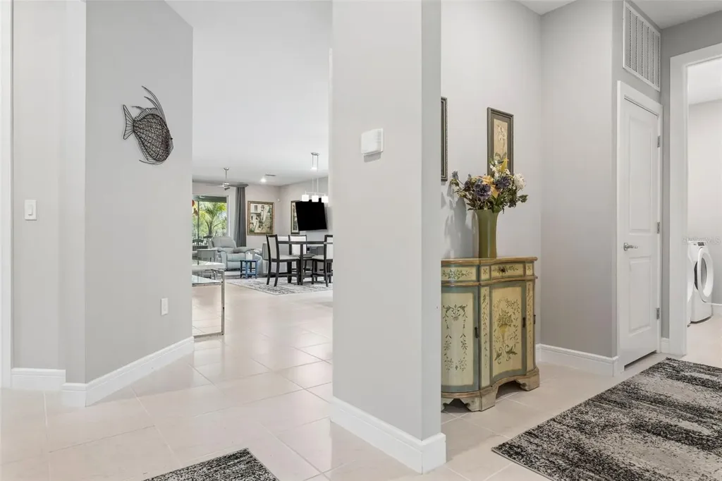 6382 Bradford Woods Drive Zephyrhills FL 33542