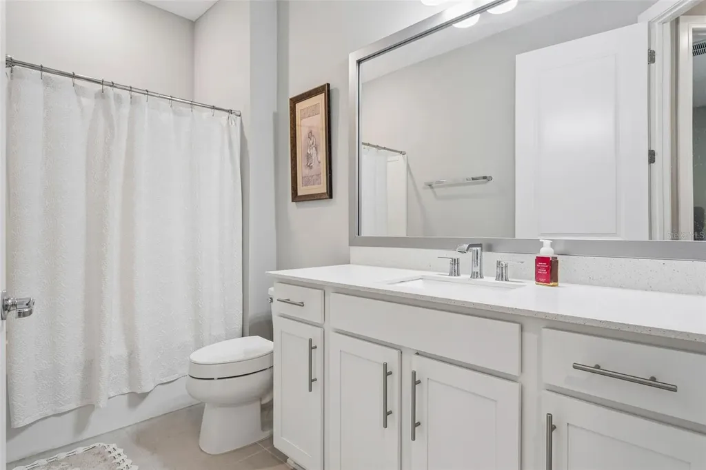 6382 Bradford Woods Drive Zephyrhills FL 33542