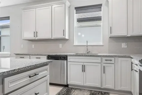 6382 Bradford Woods Drive Zephyrhills FL 33542