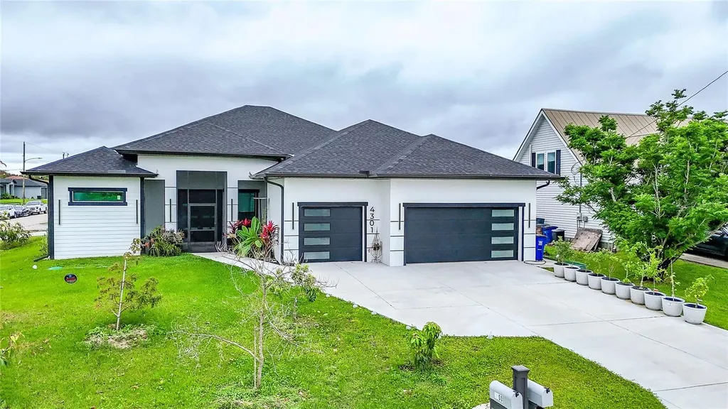 4301 10th Street W Lehigh Acres FL 33971
